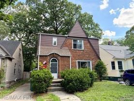 383 W Chesterfield St - Photo 1 of 1