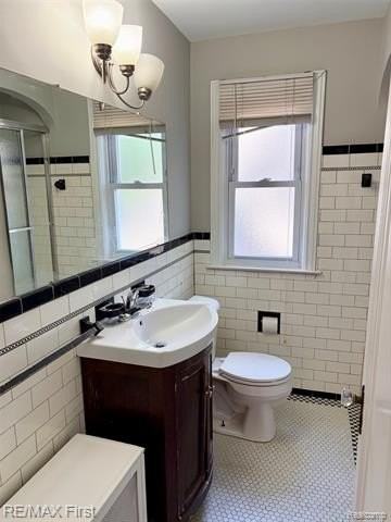 383 W Chesterfield St - Photo 5 of 8