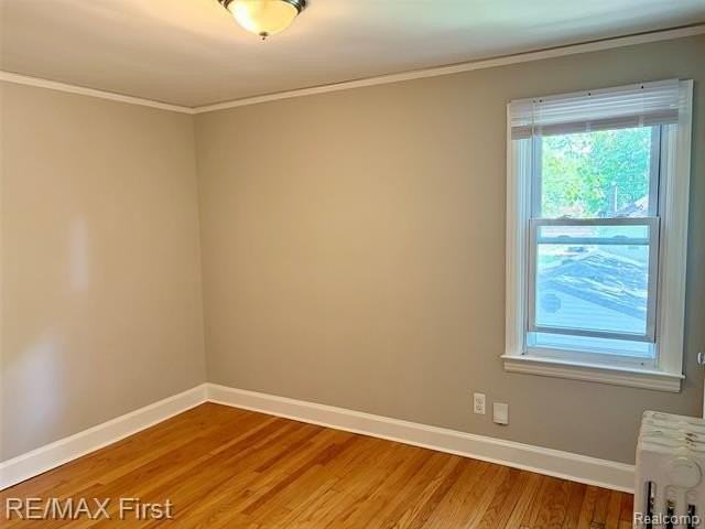 383 W Chesterfield St - Photo 6 of 8