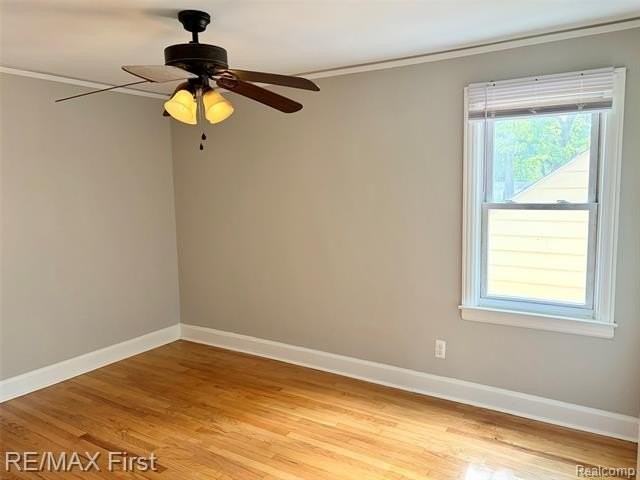 383 W Chesterfield St - Photo 7 of 8