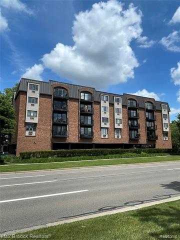 35300 Woodward Ave #404