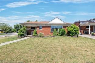 5635 Oakman Blvd - Photo 1 of 1