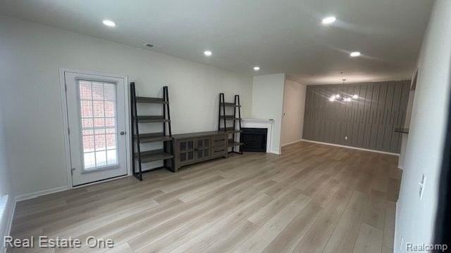 28289 S Pointe Ln - Photo 3 of 27