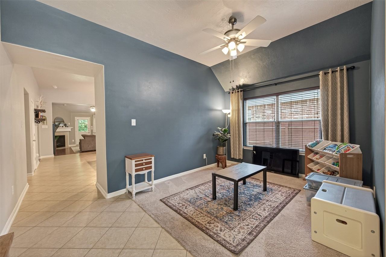 11518 Columbia Pines Ln - Photo 6 of 47