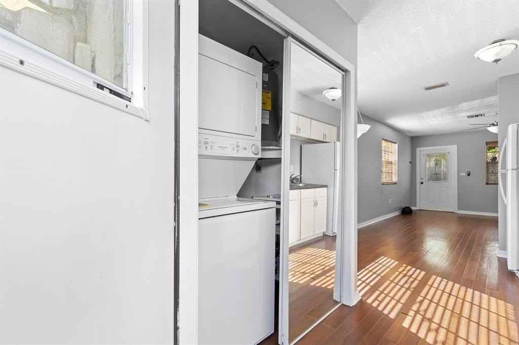 821 Tequesta St #1 - Photo 5 of 9