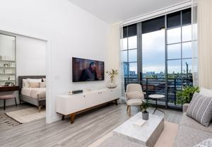 240 Nw 25th St #720 - Photo 1 of 1