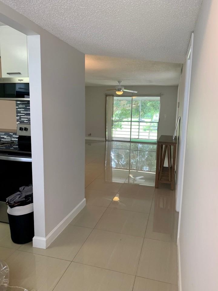 2500 Fiore Way #203A - Photo 4 of 23