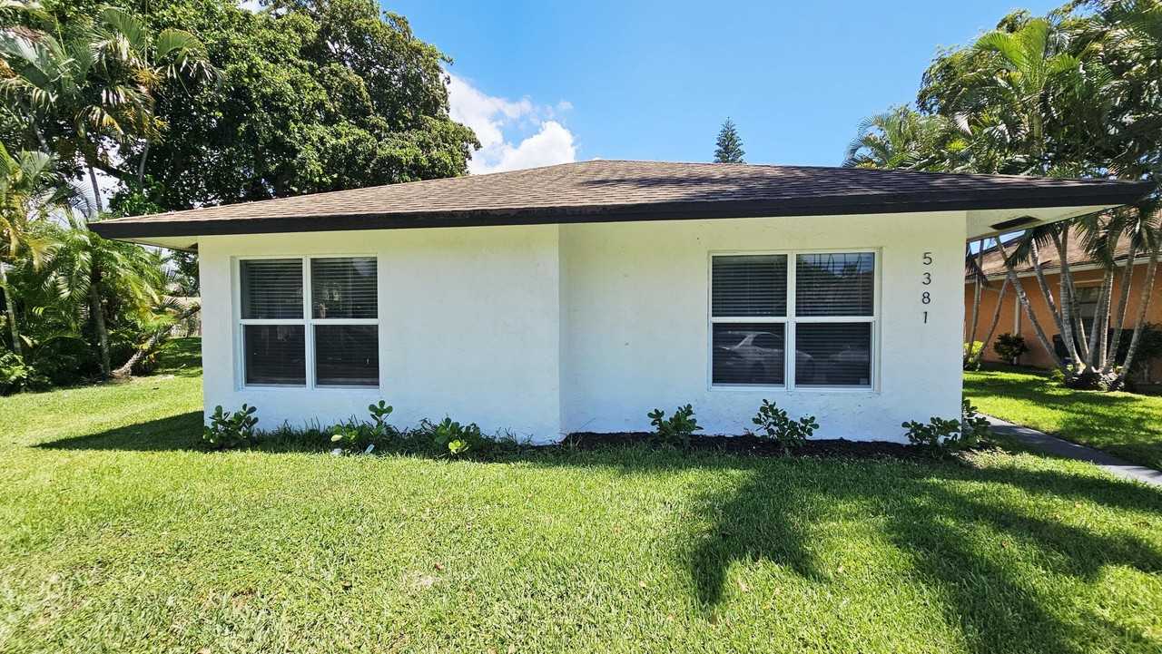 5381 Gene Cir - Photo 2 of 32