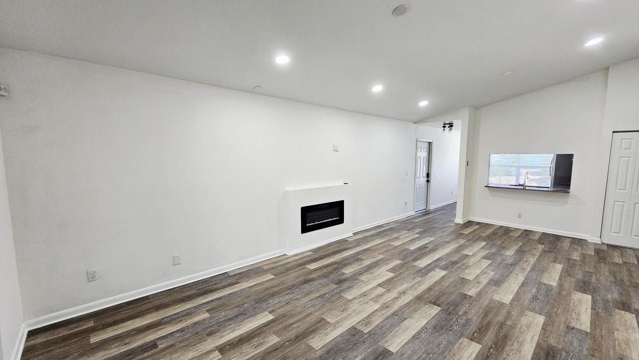 5381 Gene Cir - Photo 4 of 32