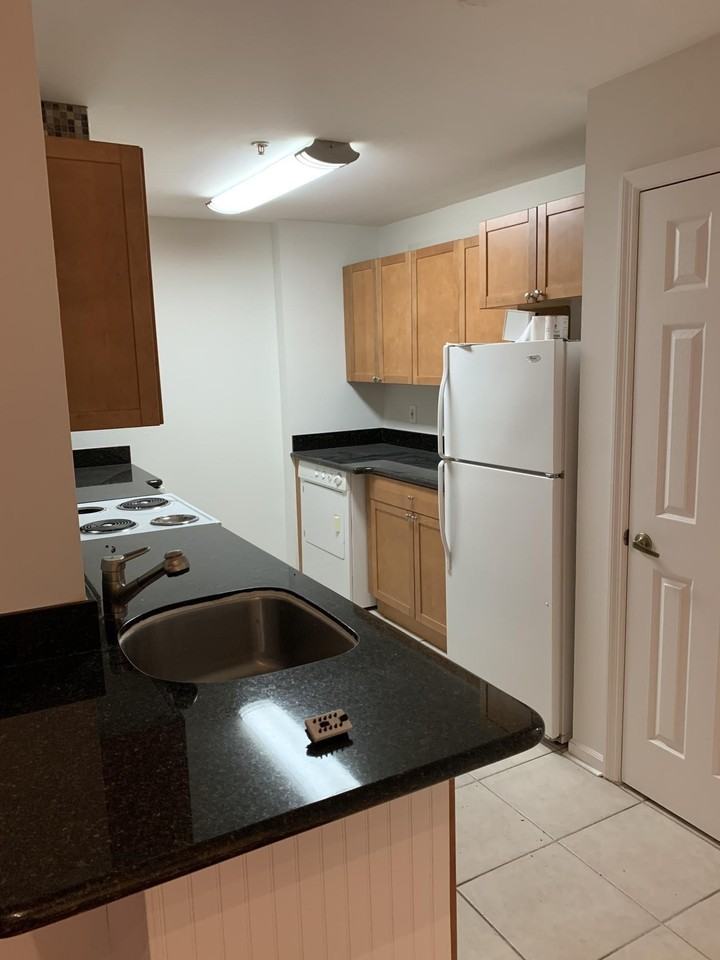 2080 Greenview Shores Blvd #404 - Photo 3 of 9