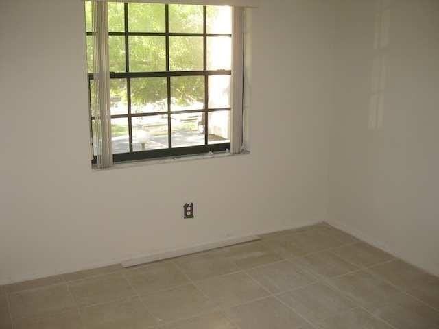 3665 Nw 94th Ave #3J - Photo 7 of 18