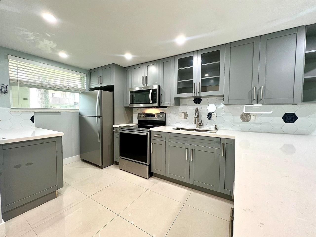 7450 Nw 17th St #110 - Photo 4 of 34