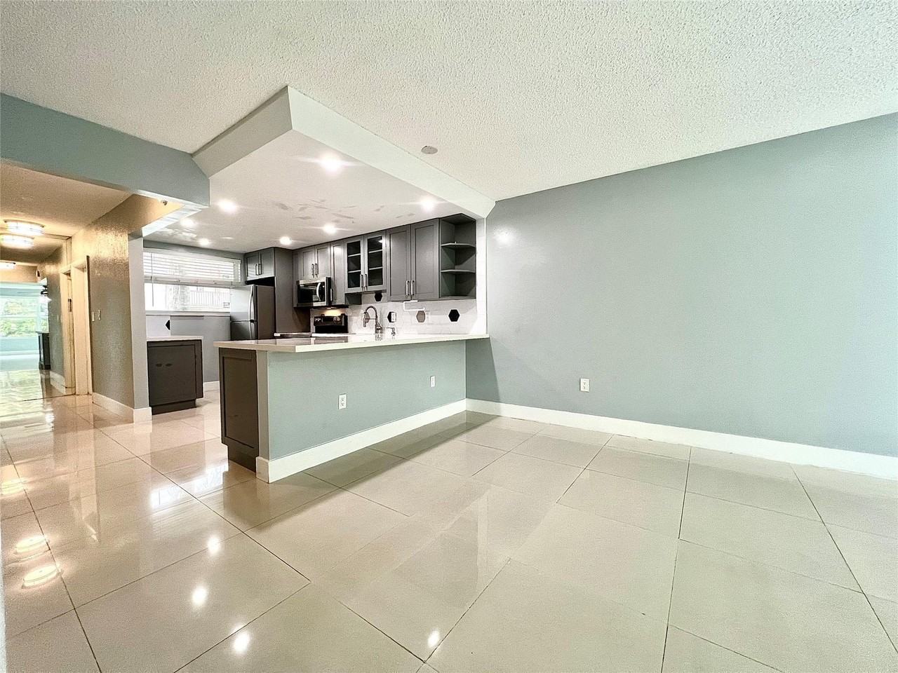 7450 Nw 17th St #110 - Photo 5 of 34