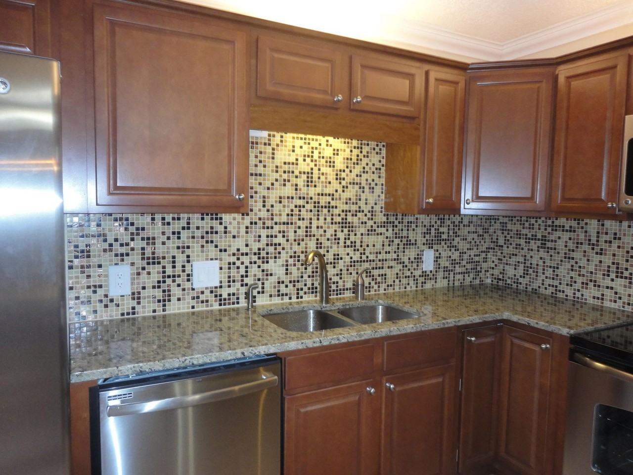 3008 San Clara Dr #12B - Photo 3 of 15