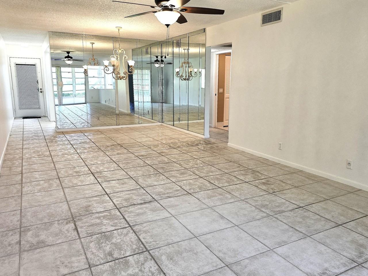 2803 Victoria Way #B1 - Photo 5 of 50