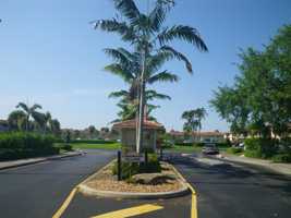 featured image of 803 Twin Lakes Dr #32C