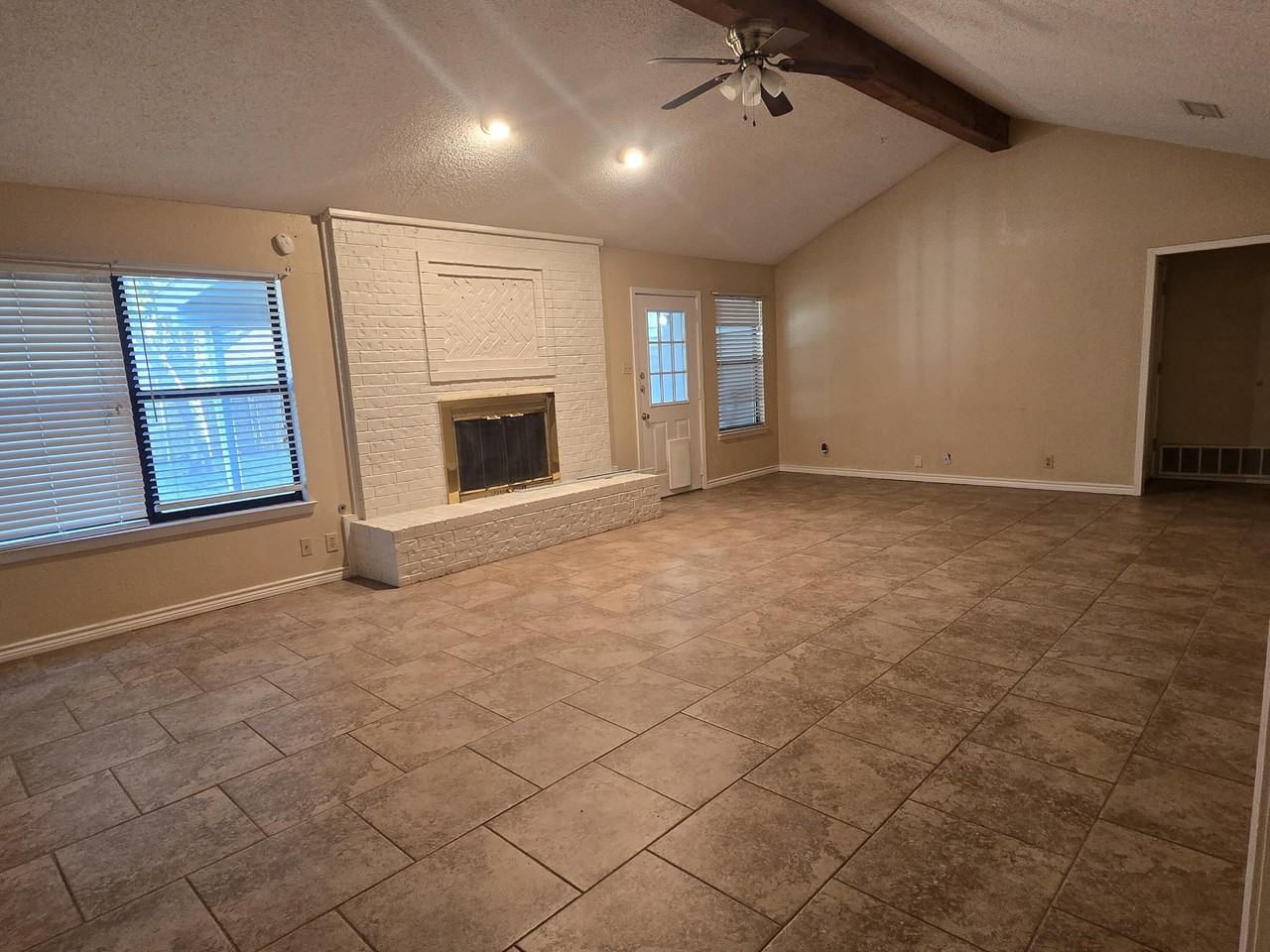 5337 Saddle Ridge Trl - Photo 3 of 8