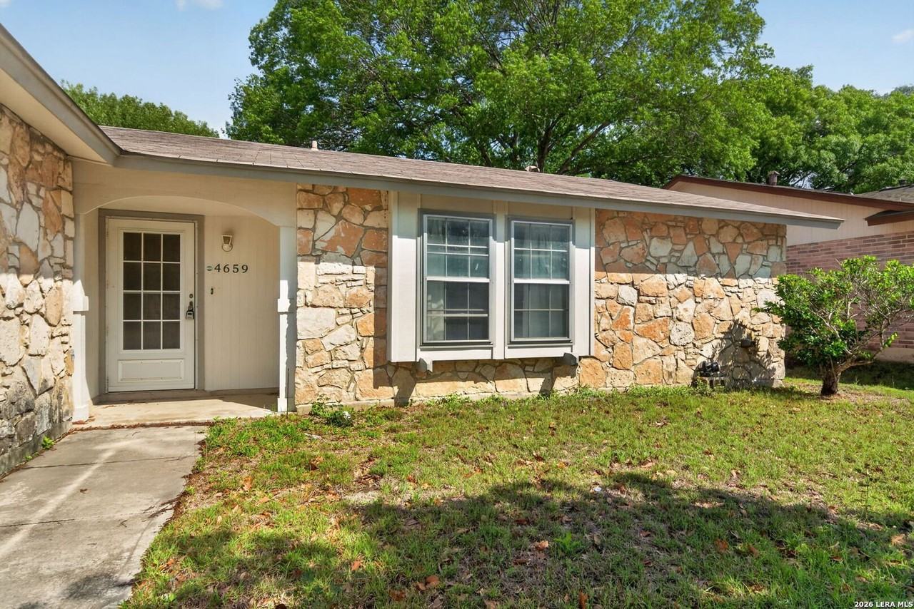 4659 Wetz Dr - Photo 3 of 29