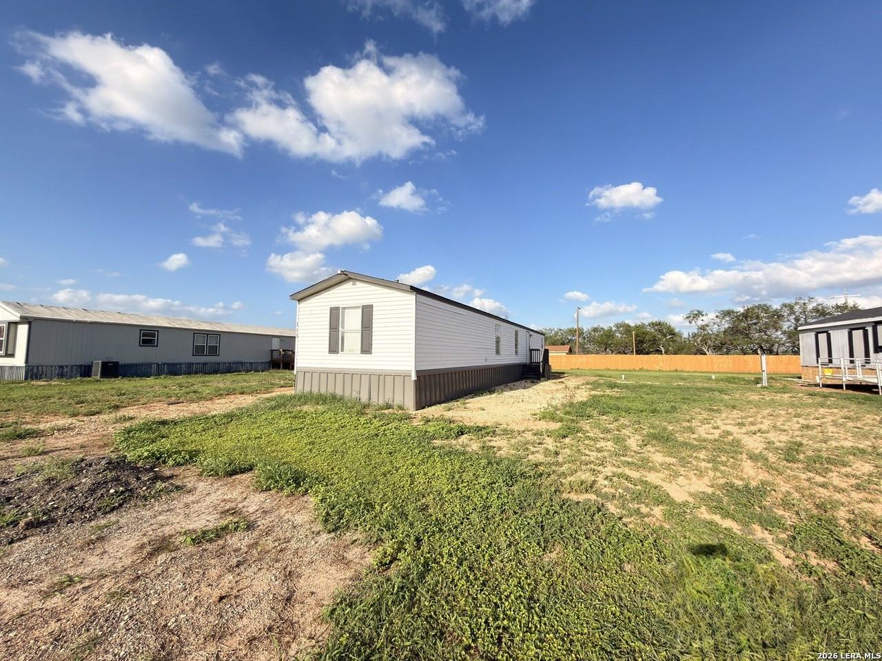 8833 W Rockport Rd - Photo 4 of 20
