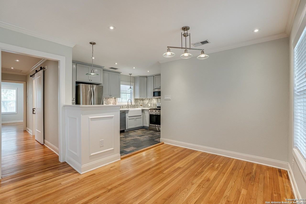526 Marchmont Ln - Photo 5 of 20