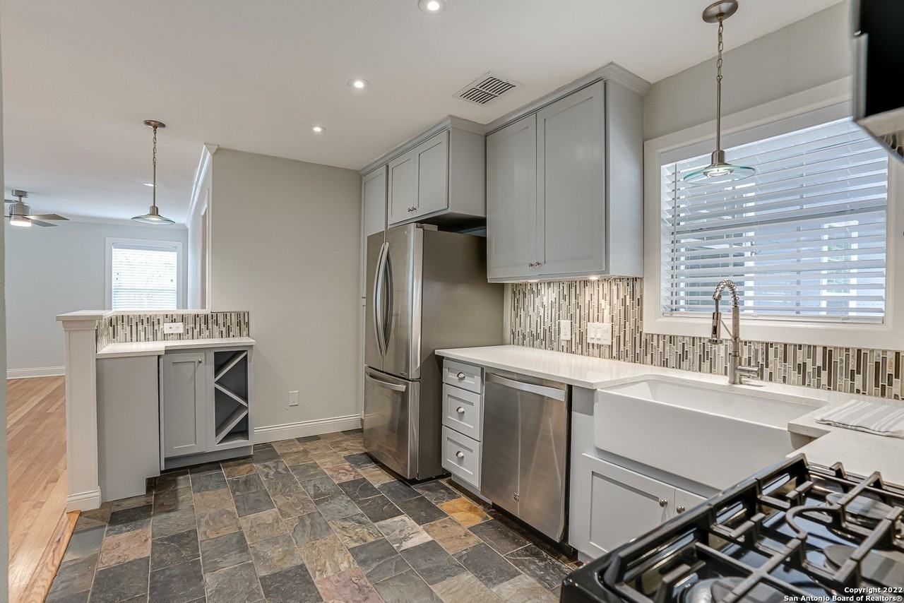 526 Marchmont Ln - Photo 7 of 20