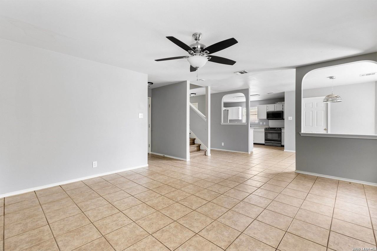 9915 Sandlet Trl - Photo 3 of 26