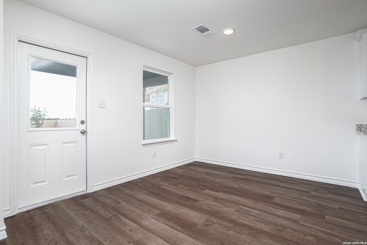 1626 Lost Nook - Photo 6 of 25