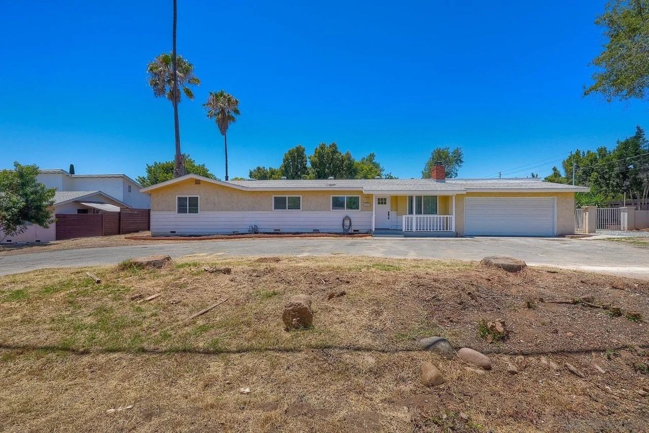 1921 Felicita Rd - Photo 2 of 26