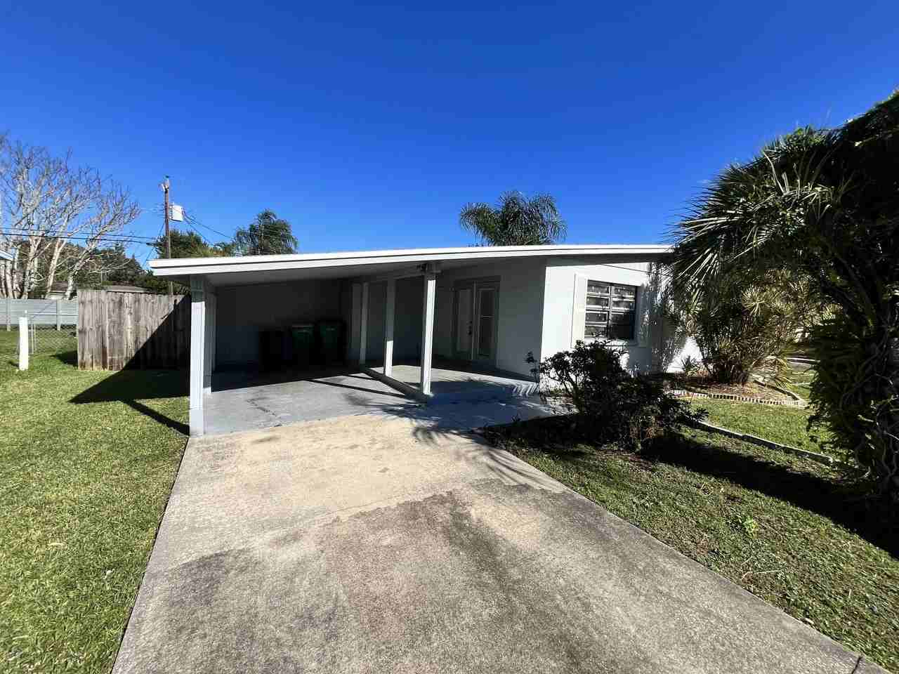 2244 Shelby Dr - Photo 2 of 15