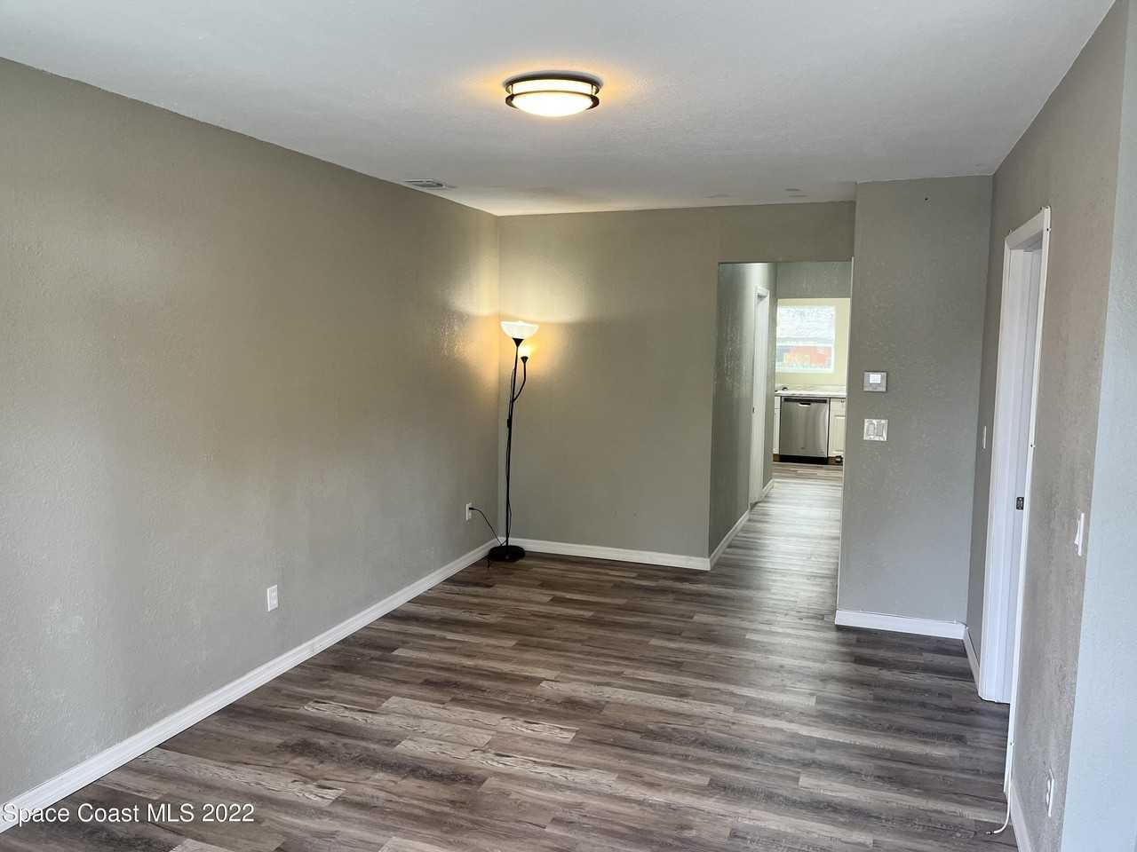 701 Tropic St #B - Photo 2 of 11