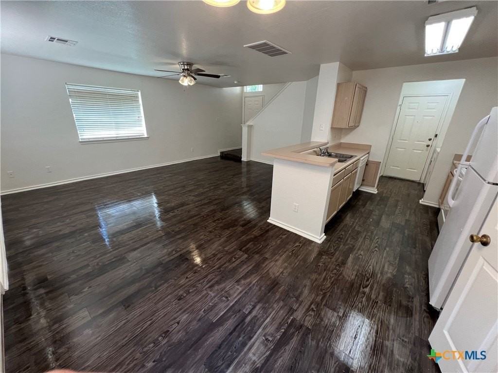 933 Sagewood Trl - Photo 2 of 2