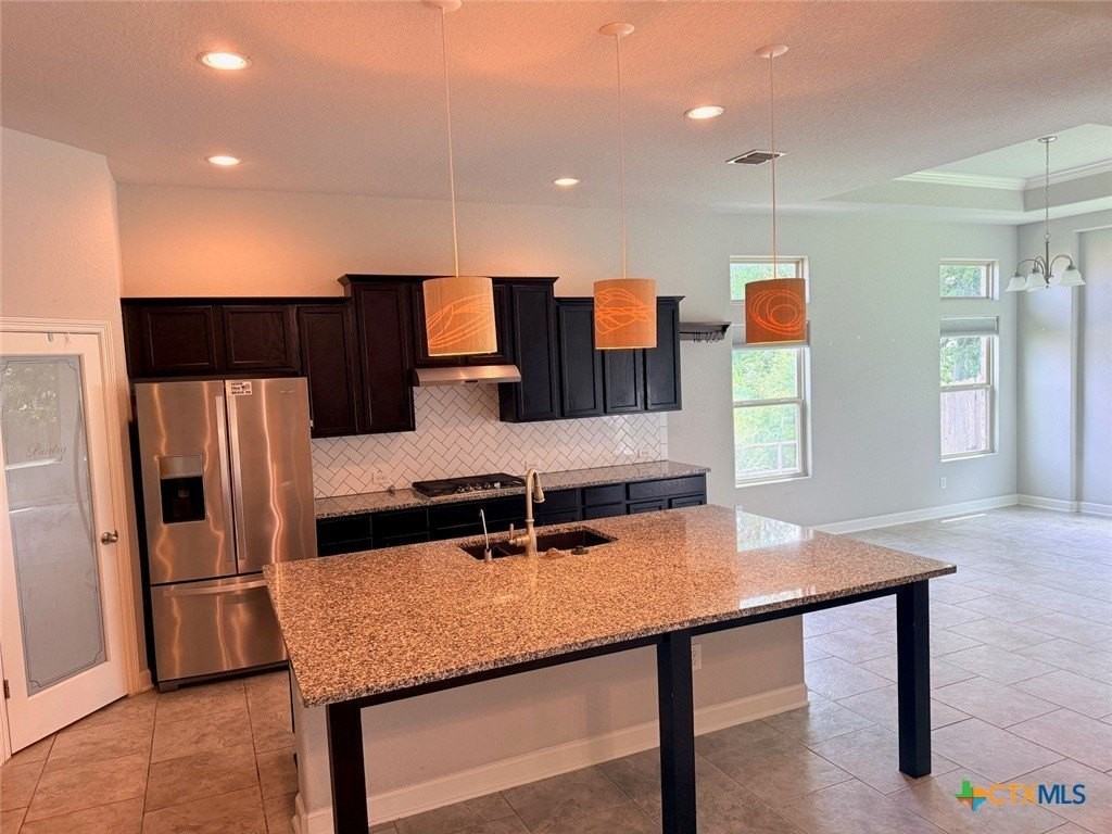 490 Pecan Mdws - Photo 5 of 17
