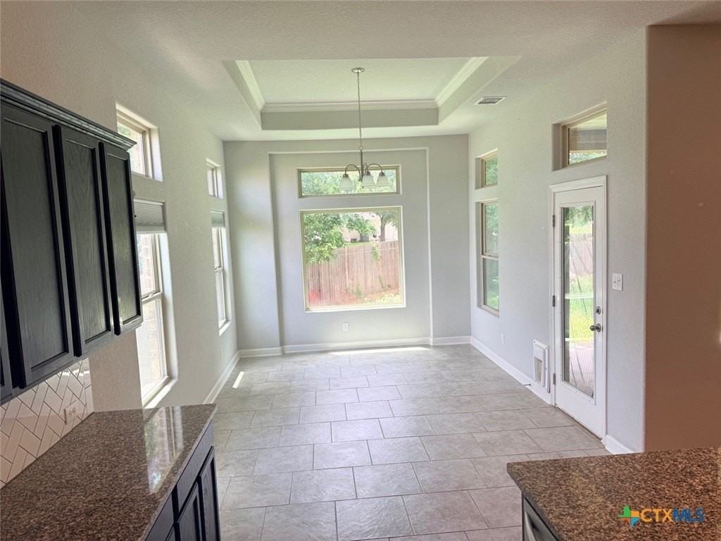 490 Pecan Mdws - Photo 6 of 17