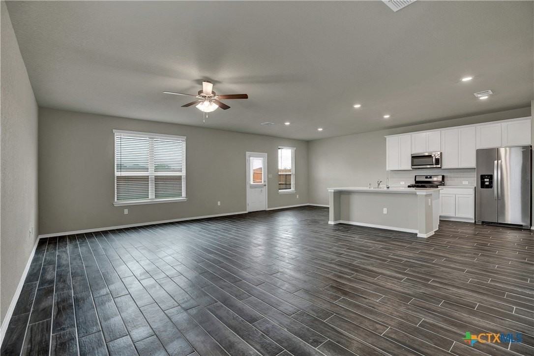 267 Kinsley Way - Photo 5 of 28