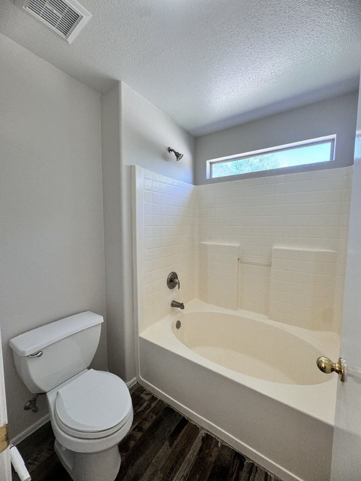 9138 W Ross Ave - Photo 7 of 48