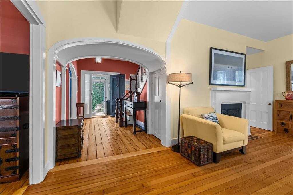 58 2nd St - Photo 7 of 39