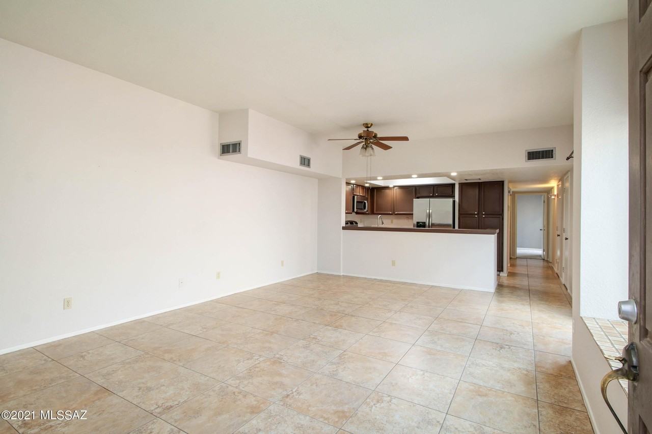 4465 E Mossy Brook Pl - Photo 2 of 9