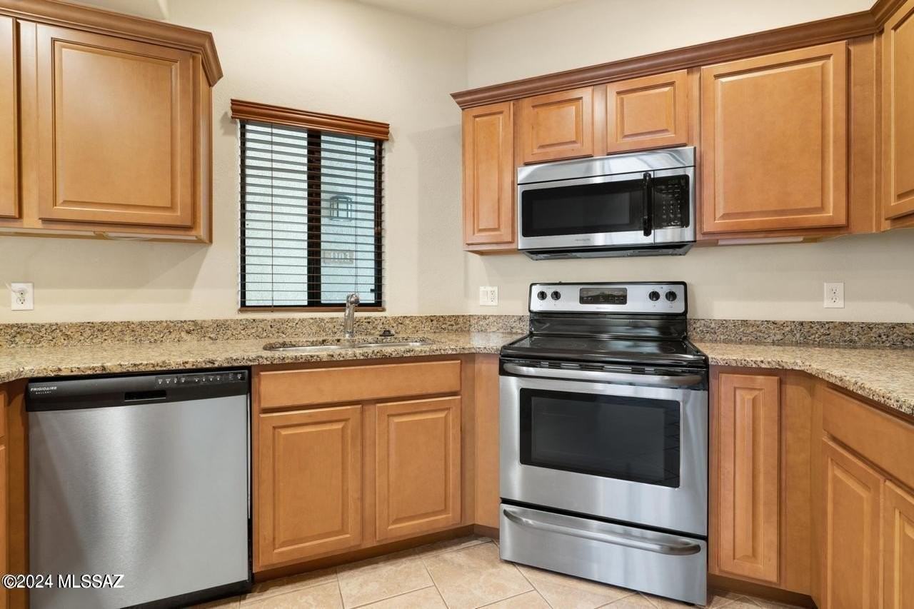 2550 E River Rd #4103 - Photo 2 of 26