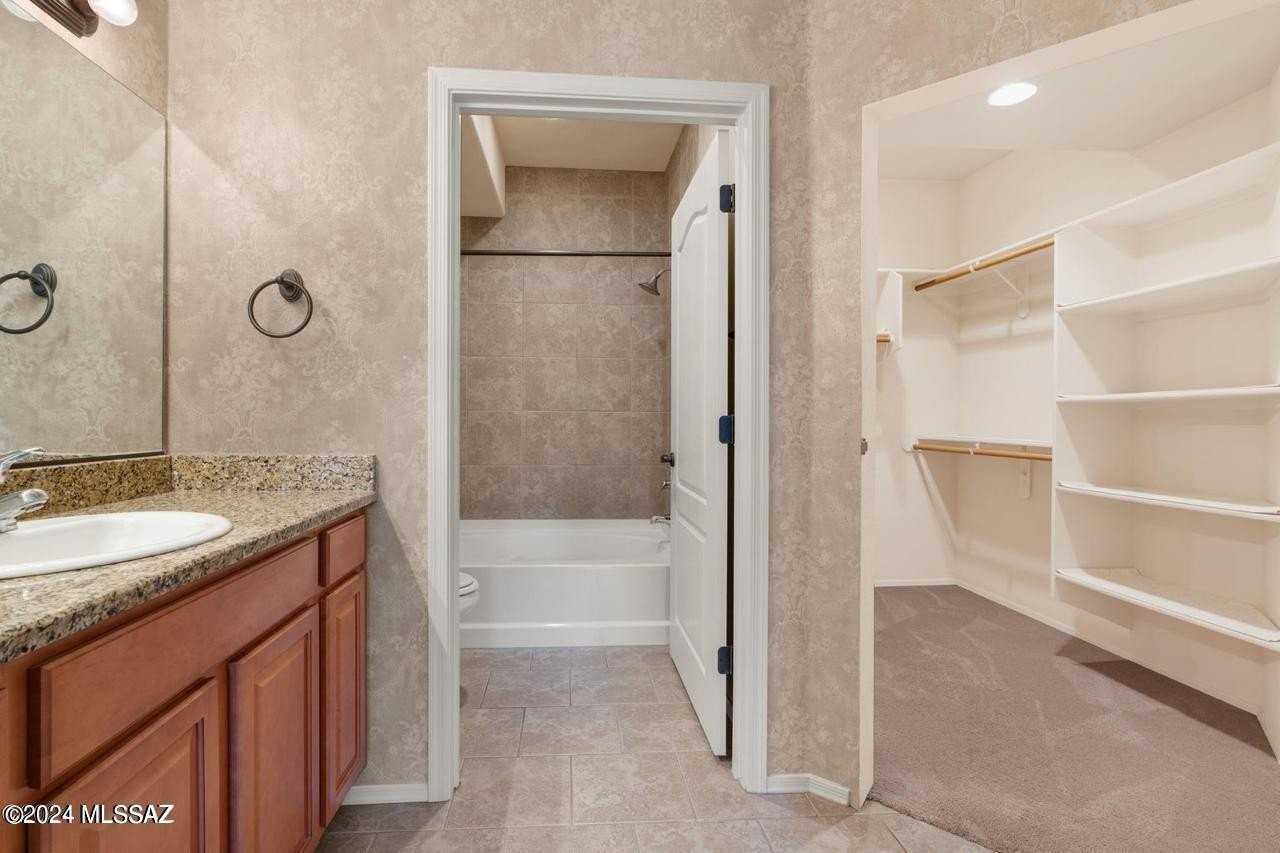 2550 E River Rd #4103 - Photo 7 of 26