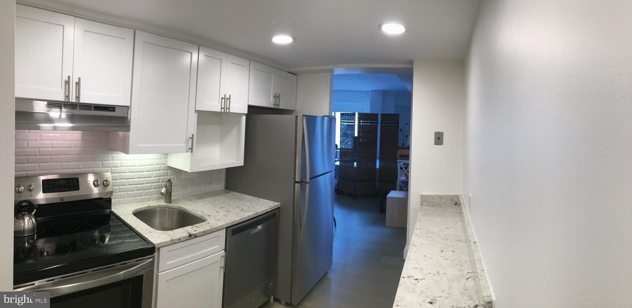 1825 T St Nw #303 - Photo 3 of 17