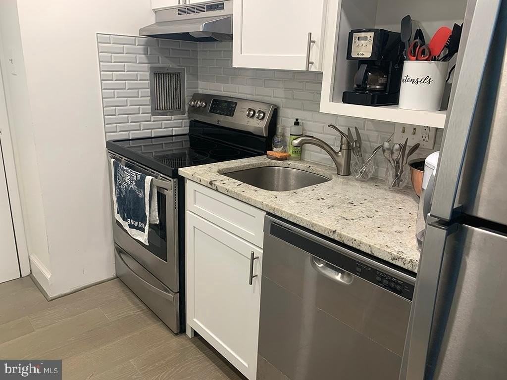 1825 T St Nw #303 - Photo 5 of 17
