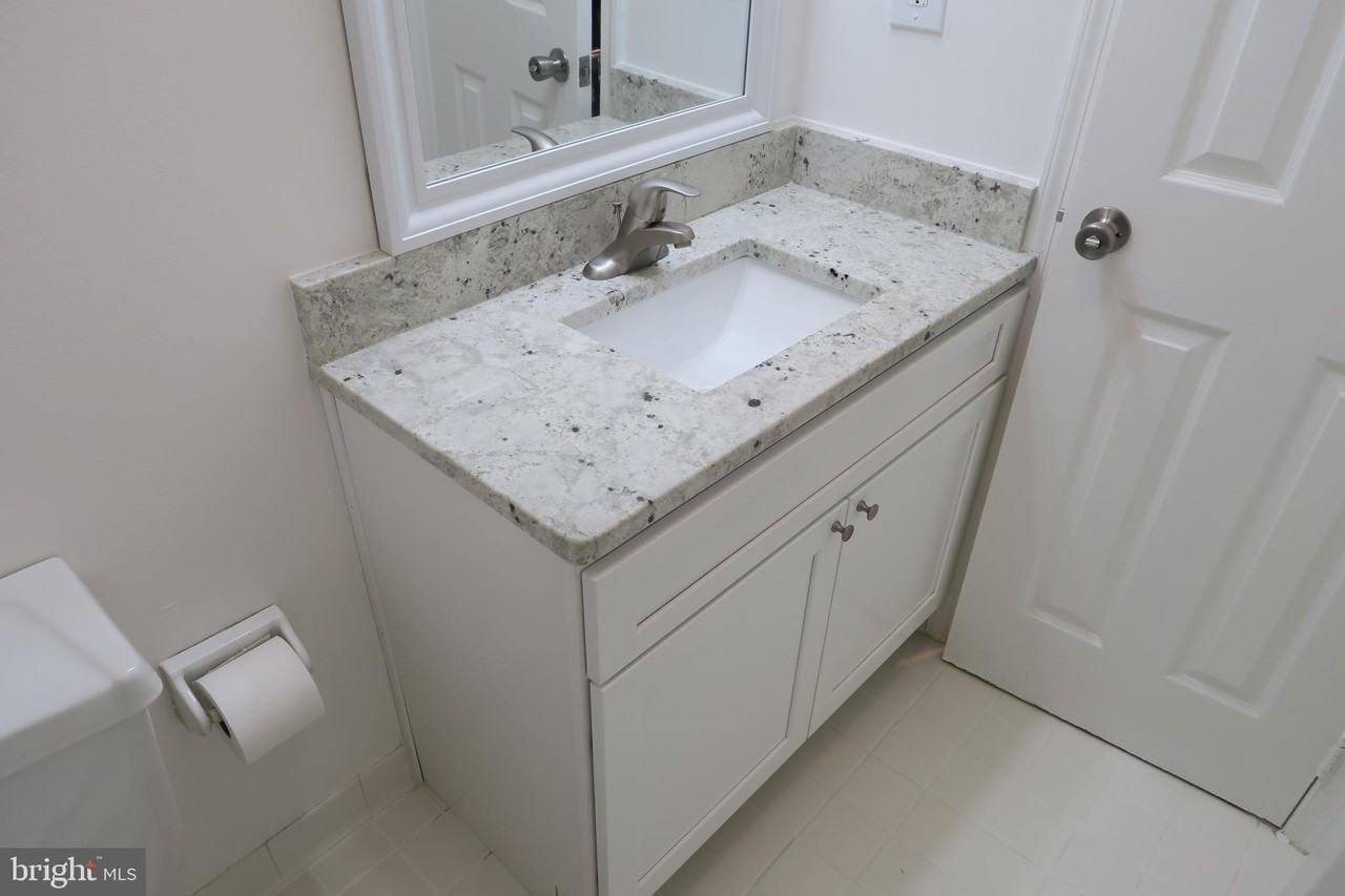1825 T St Nw #303 - Photo 7 of 17