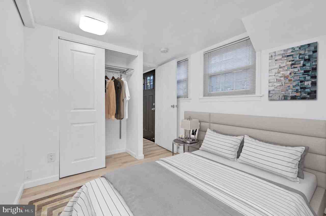 3513 T St Nw #B - Photo 5 of 9