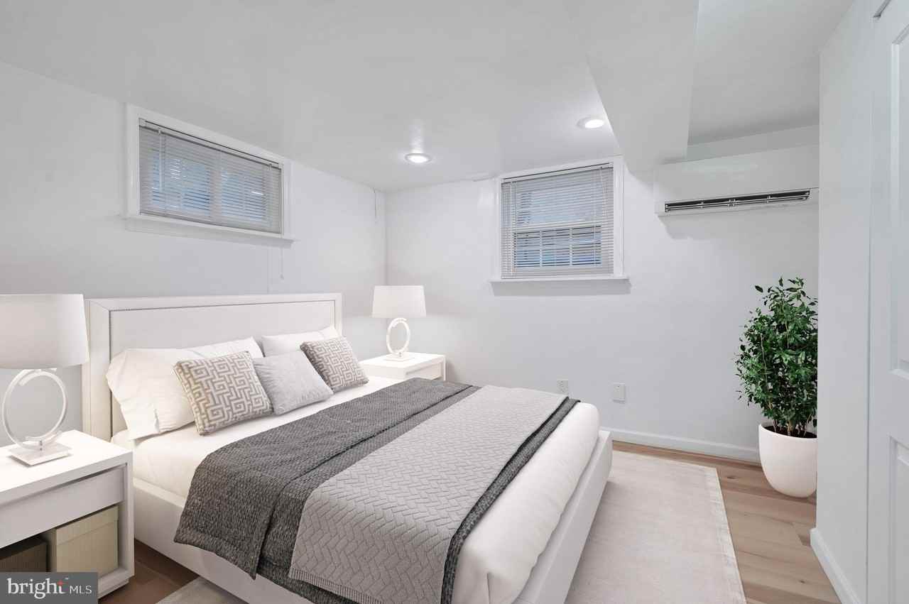 3513 T St Nw #B - Photo 7 of 9