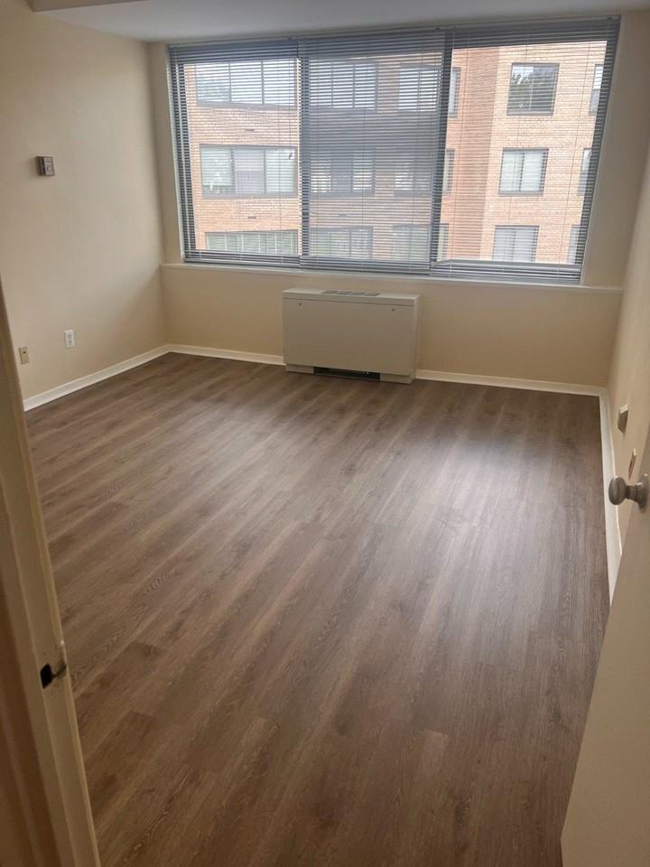 4740 Connecticut Ave Nw #706 - Photo 6 of 19