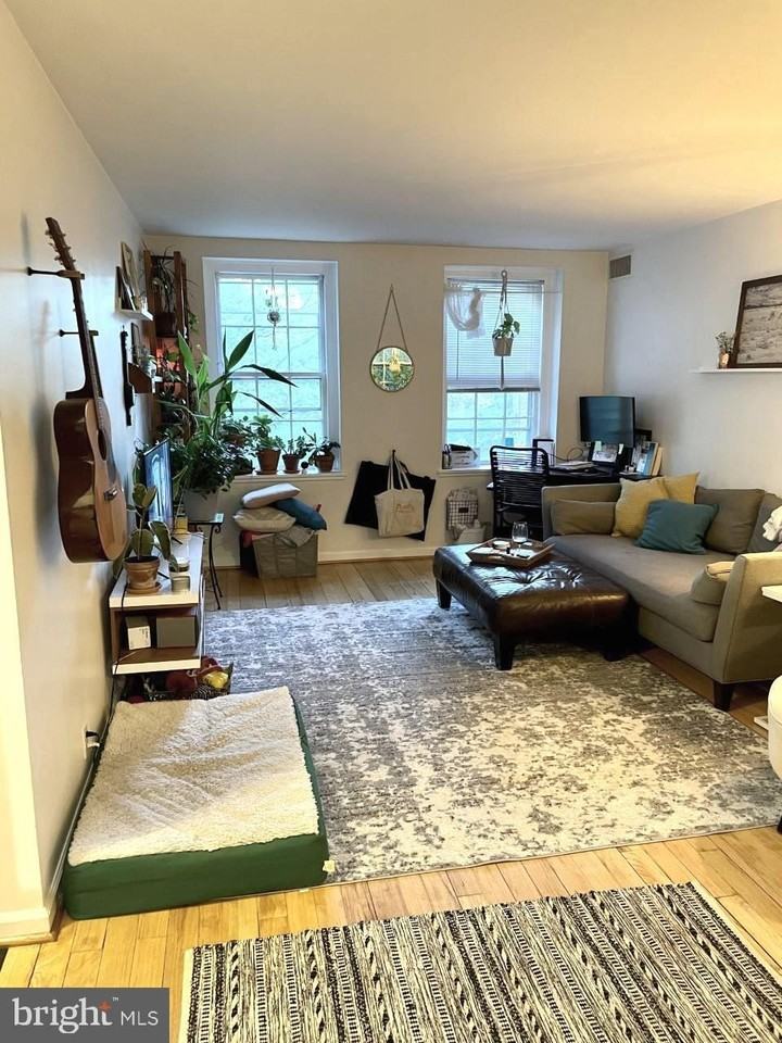 3990 Langley Ct Nw #D604 - Photo 3 of 16