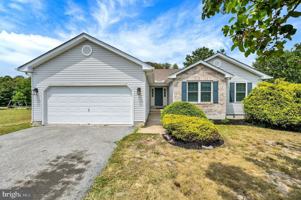 featured image of 270 Oaknoll Ave