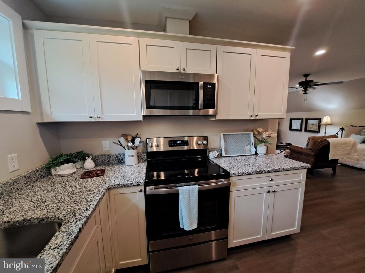 15550 New Rd - Photo 5 of 20