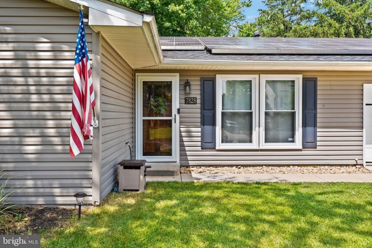 7828 Citadel Dr - Photo 4 of 38