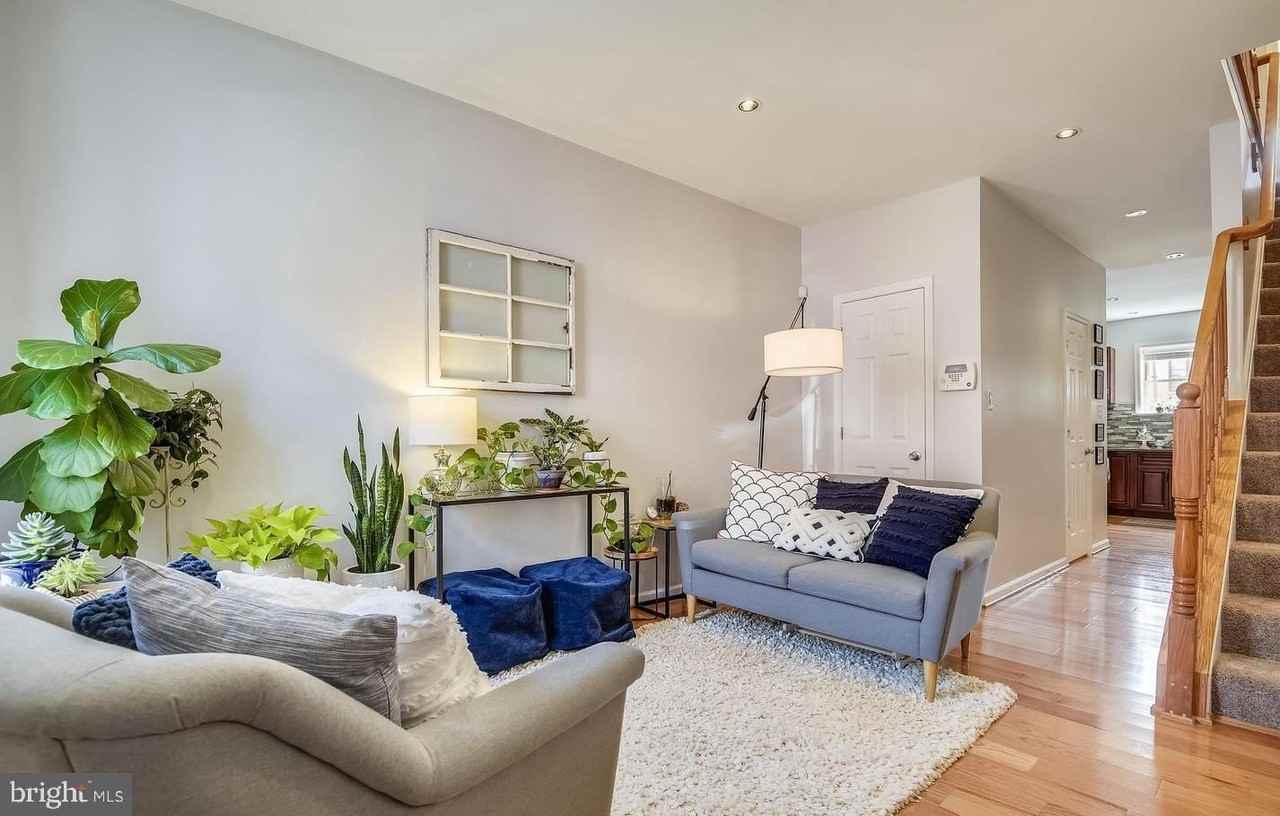 119 N Belnord Ave - Photo 2 of 6